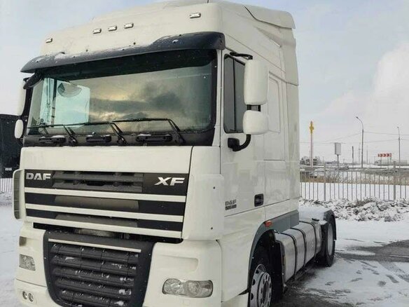 2018 DAF XF 105, белый, 4000000 рублей
