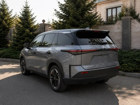 2026 Toyota bZ3X 58.3 kWh, серый, 2990000 рублей, вид 4