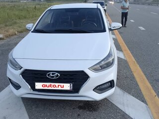 2018 Hyundai Solaris II, белый, 789000 рублей, вид 1