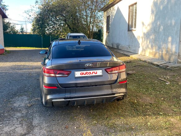 2019 Kia Optima IV Рестайлинг, серый, 1750000 рублей - вид 4