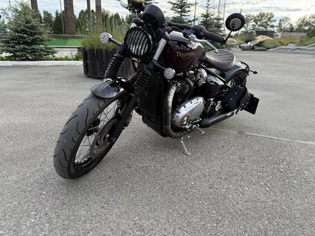 2017 Triumph Bonneville Bobber, чёрный, 1150000 рублей, вид 2