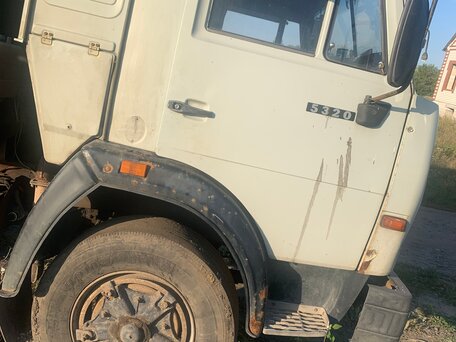 1991 КамАЗ 5320, белый, 900000 рублей, вид 1