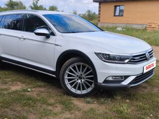 2019 Volkswagen Passat Alltrack DSG7 B8, белый, 2450000 рублей, вид 1