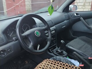 2008 Skoda Octavia I (A4) Рестайлинг, серебристый, 460000 рублей, вид 4