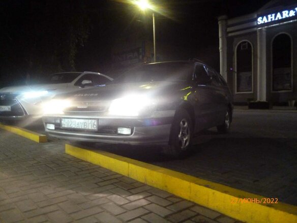 1993 Toyota Caldina I, синий, 600000 рублей - вид 1