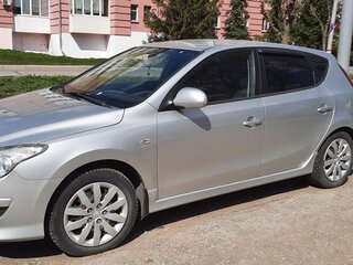 2011 Hyundai i30 I Рестайлинг, серебристый, 600000 рублей, вид 5