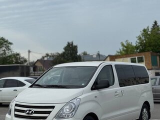 2015 Hyundai H-1 II Рестайлинг, белый, 2950000 рублей, вид 1