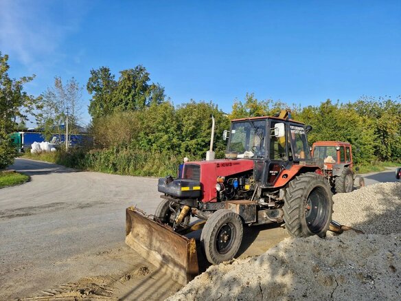 2008 ЮМЗ ЭО2621, красный, 650000 рублей