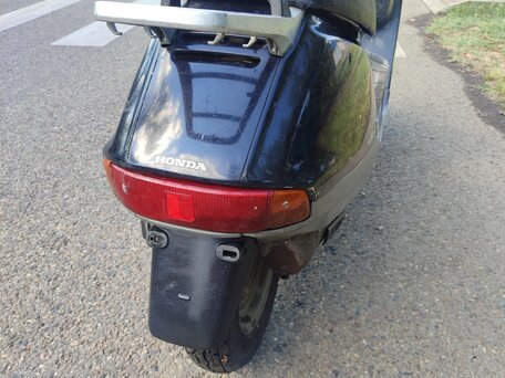 1996 Honda Lead 50, чёрный, 35000 рублей, вид 3