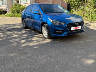 2019 Hyundai Solaris II, синий, 1070000 рублей, вид 2