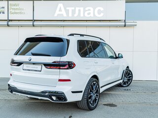 2023 BMW X7 40d I (G07) Рестайлинг, белый, 12990000 рублей, вид 2