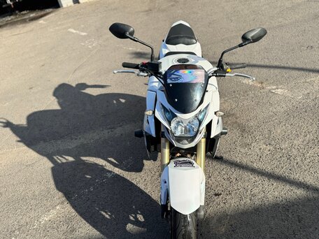 2013 Suzuki GSR 750, белый, 600000 рублей, вид 3