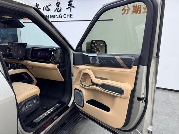 2025 BYD FangChengBao Leopard 8, бежевый, 6240000 рублей - вид 16
