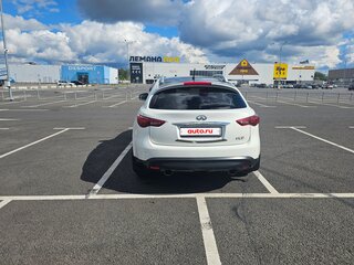 2013 Infiniti FX37 II (S51) Рестайлинг, белый, 1850000 рублей, вид 4