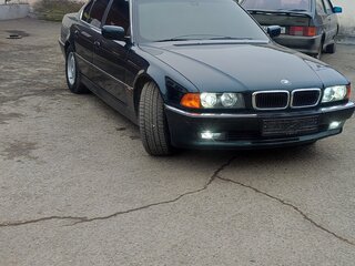 1996 BMW 7 серии 728i III (E38), зелёный, 1000050 рублей, вид 4
