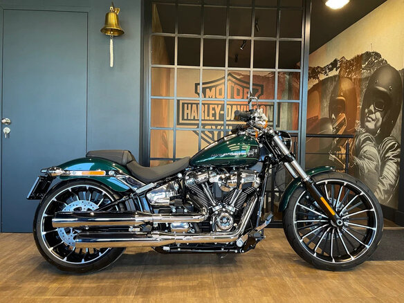 2024 Harley-Davidson Breakout, зелёный