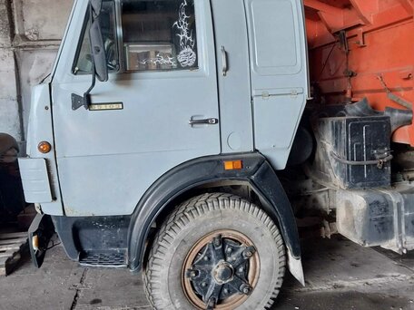 1987 КамАЗ 55102, серый, 500000 рублей, вид 2