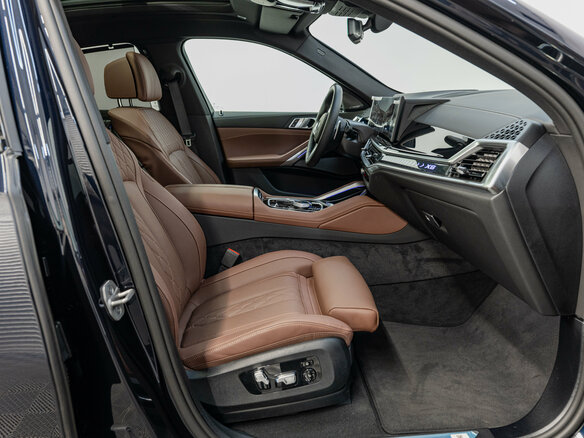 2025 BMW X6 40i III (G06) Рестайлинг, чёрный, 14490000 рублей - вид 9
