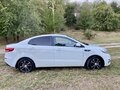 2016 Kia Rio III Рестайлинг, белый, 780000 рублей - вид 2