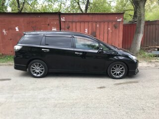 2014 Toyota Wish II Рестайлинг, чёрный, 1650000 рублей, вид 2