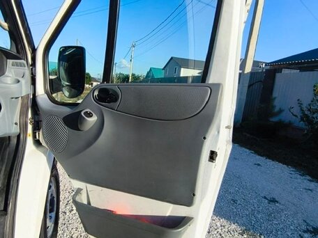 2013 Ford Transit, белый, 1170000 рублей, вид 2