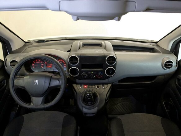 2021 Peugeot Partner, белый, 1360000 рублей - вид 12