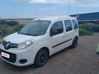 2015 Renault Kangoo II Рестайлинг, белый, 1300000 рублей, вид 1
