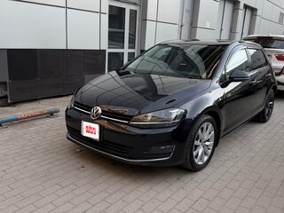 2013 Volkswagen Golf VII, чёрный, 1330000 рублей, вид 1