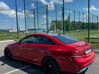 2013 Mercedes-Benz E-Класс 200 IV (W212, S212, C207) Рестайлинг, красный, 1750000 рублей, вид 5