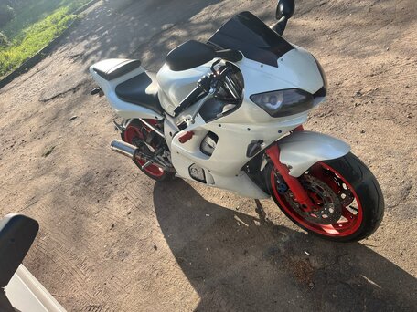 1999 Yamaha YZF-R6, белый, 250000 рублей, вид 2