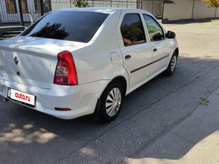 2011 Renault Logan I Рестайлинг, белый, 350000 рублей, вид 4