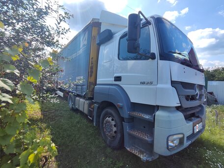 2011 Mercedes-Benz Axor, белый, 2550000 рублей, вид 2