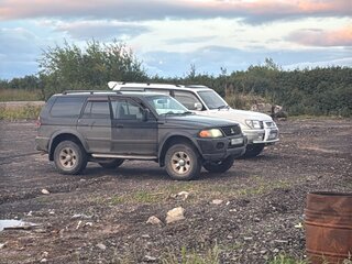 2002 Mitsubishi Montero Sport I, чёрный, 1000000 рублей, вид 2