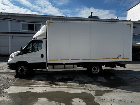 2021 Iveco Daily, белый, 4000000 рублей, вид 2