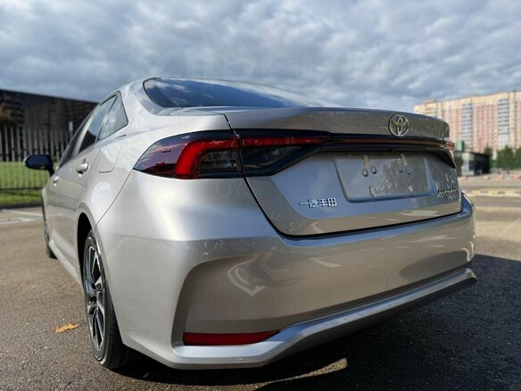 2026 Toyota Corolla XII (E210) Рестайлинг 2, белый, 2370900 рублей - вид 5