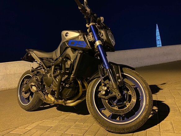 2016 Yamaha MT-09 (FZ-09), серый, 730000 рублей - вид 4