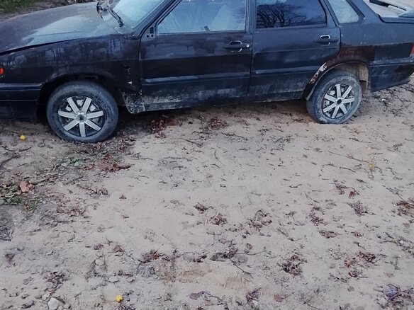 2004 Lada (ВАЗ) 2115, чёрный, 38000 рублей - вид 2