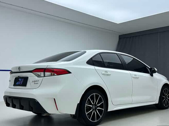 2023 Toyota Levin XII (E210) Рестайлинг, белый - вид 5