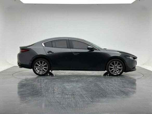 2026 Mazda 3 Axela IV (BP), серый, 1900000 рублей - вид 3
