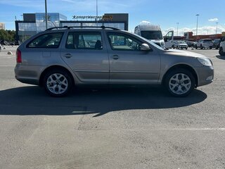 2011 Skoda Octavia DSG7 II (A5) Рестайлинг, серый, 780000 рублей, вид 5