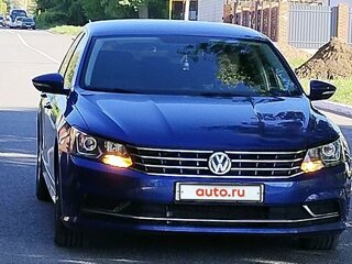 2016 Volkswagen Passat (North America and China) I Рестайлинг, синий, 1850000 рублей, вид 1
