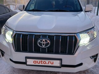 2018 Toyota Land Cruiser Prado 150 Series Рестайлинг 2, белый, 5000000 рублей, вид 1