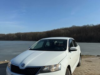 2015 Skoda Rapid I, белый, 950000 рублей, вид 3