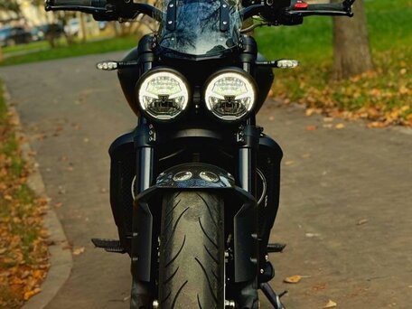 2022 Triumph Rocket III, чёрный, 1870000 рублей, вид 5