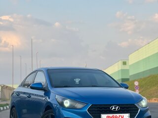 2018 Hyundai Solaris II, синий, 985000 рублей, вид 2