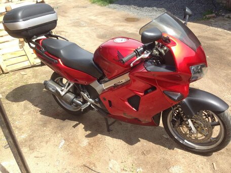 1998 Honda VFR 800, красный, 270000 рублей, вид 3