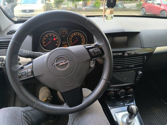 2012 Opel Astra H Рестайлинг, чёрный, 750000 рублей - вид 5