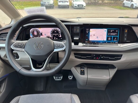 2025 Volkswagen Multivan T7, чёрный, 9100000 рублей - вид 14