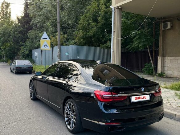 2015 BMW 7 серии Long 730Ld xDrive VI (G11/G12), чёрный, 3149000 рублей - вид 10