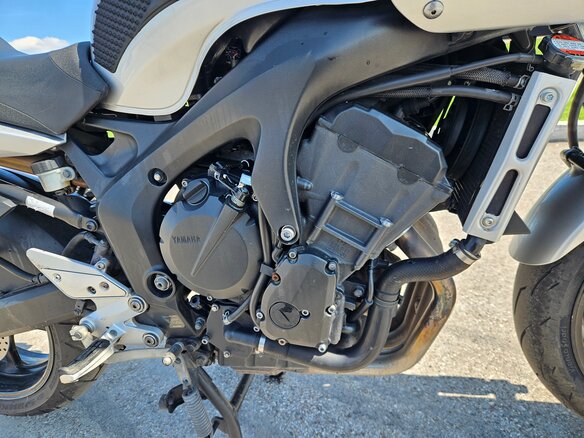 2008 Yamaha FZ6, серебристый, 500000 рублей - вид 5